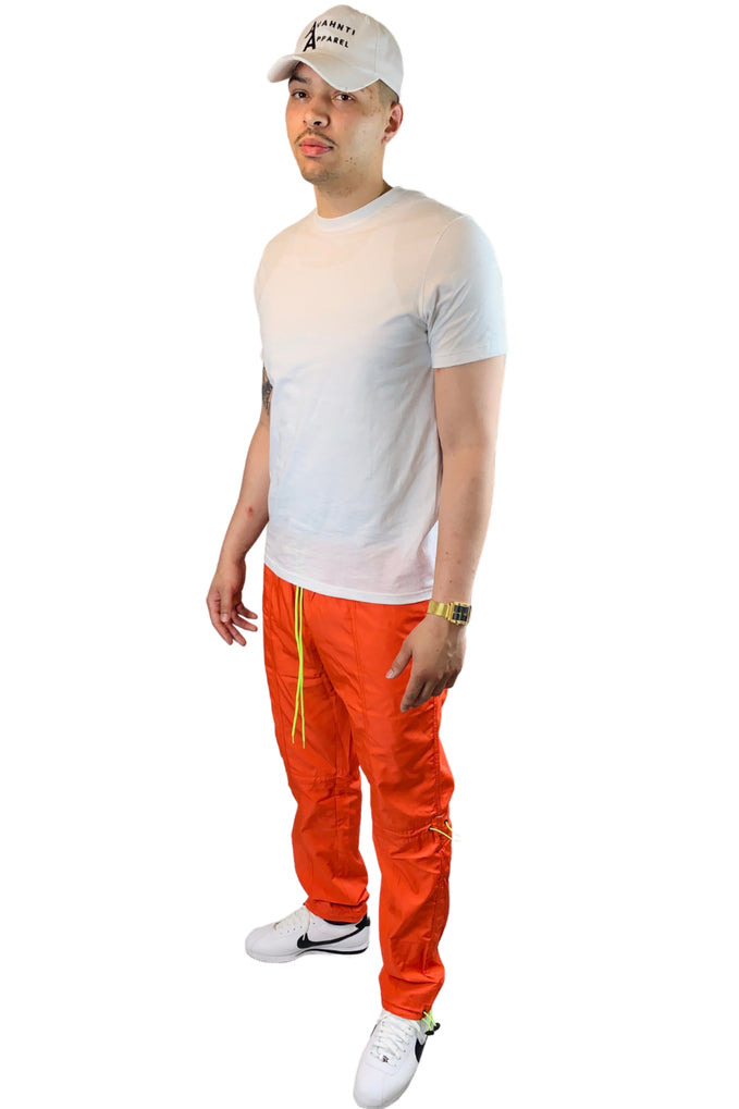 orange pants 